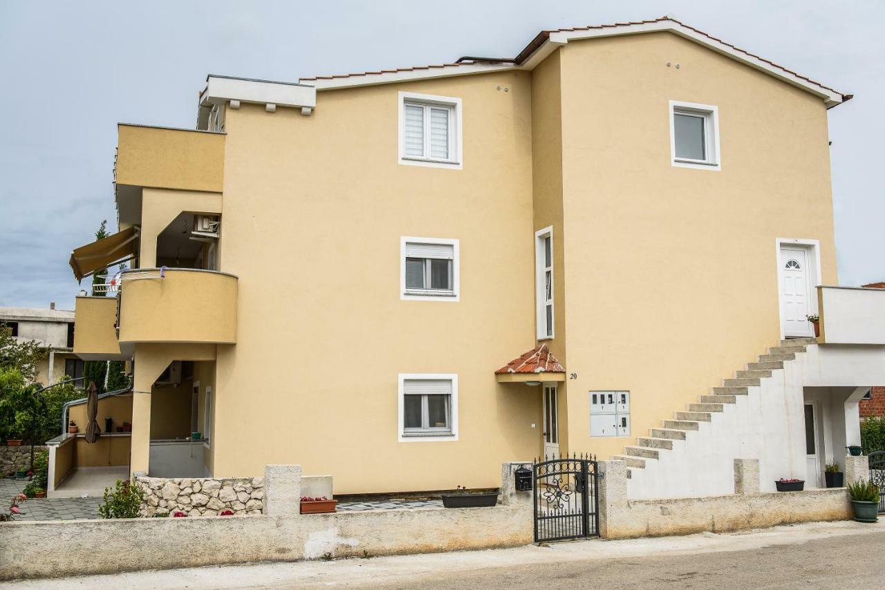 Апартаменты Apartman Nina Задар Экстерьер фото